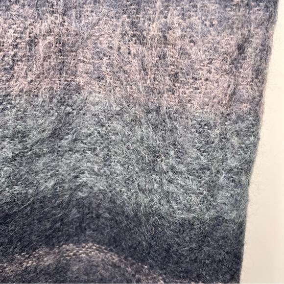 St Albans Mohair Grey Throw Fringe 49" x 70" - Picture 9 of 14